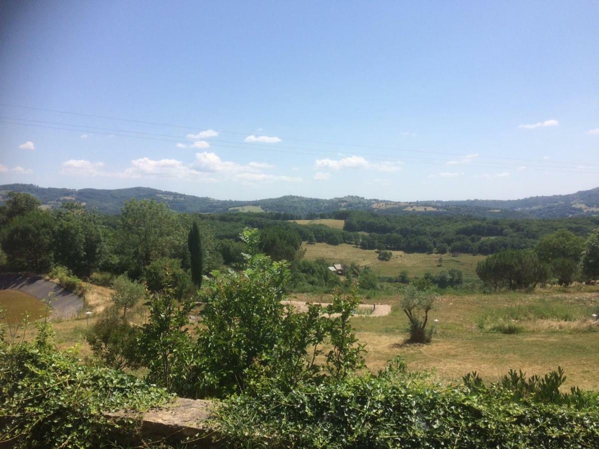 ホテル La Source Gilhodes Castelnau-de-Mandailles エクステリア 写真